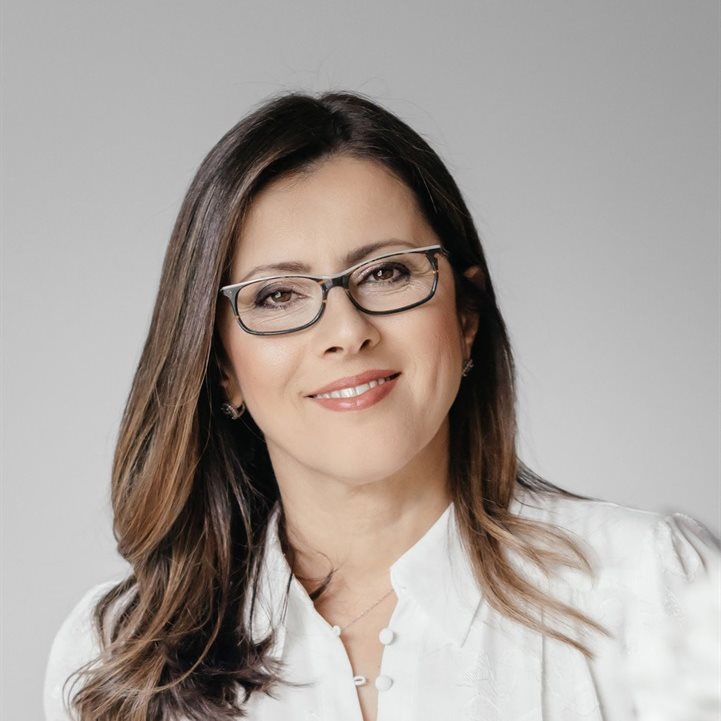 Nara Gregg